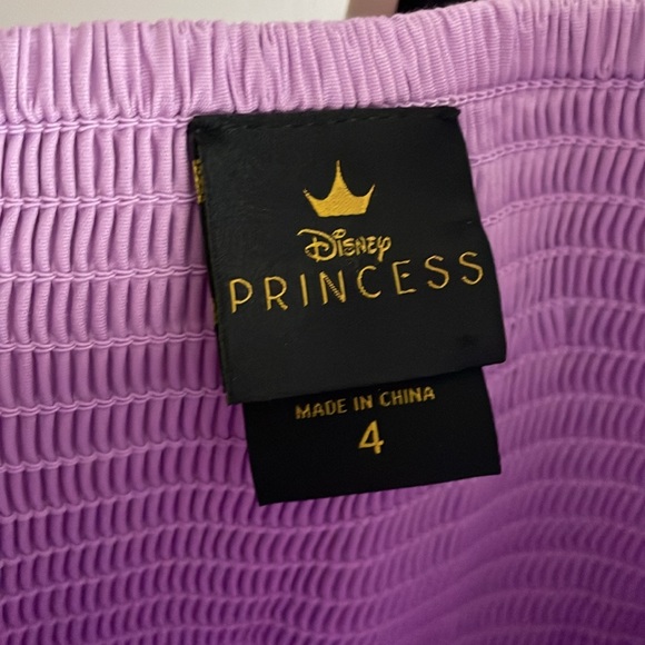 Disney Tangled Rupunzel Peplum Stretch Poplin Blouse - Picture 4 of 6